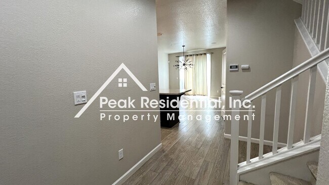 Foto del edificio - It will not get any better than this 3-bed...