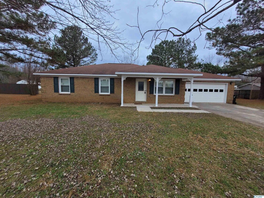 113 Mandy Dr, Hazel Green, AL 35750 House Rental in Hazel Green, AL