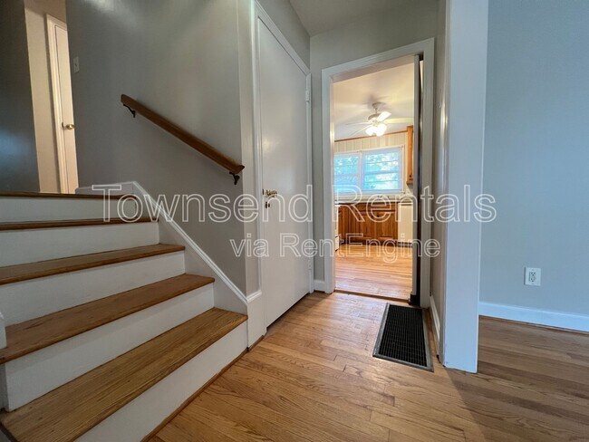 Foto del edificio - 2621 Bennington Rd