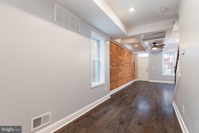 Foto del edificio - 1701 Patapsco St