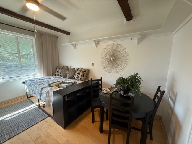 Foto del edificio - 190 Lubeck Rd