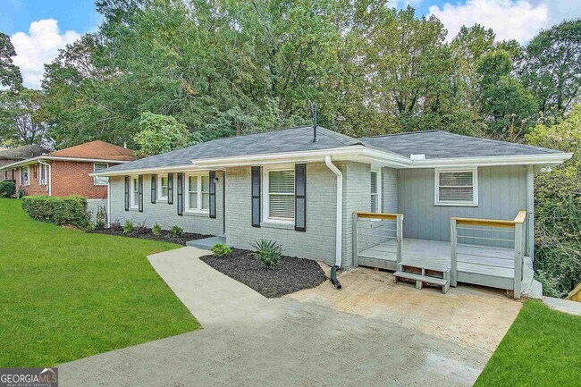 Foto del edificio - 1662 Flintwood Dr SE