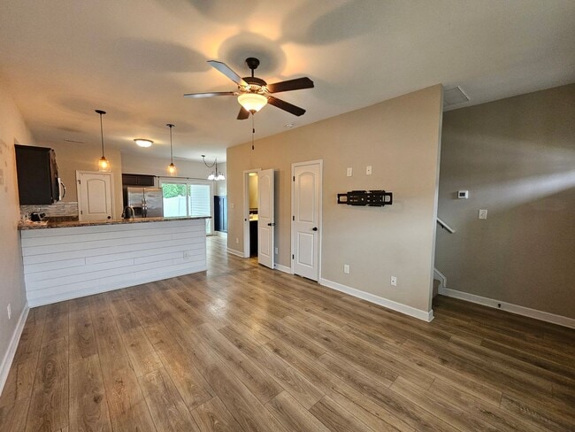 Foto del edificio - Pet Friendly Townhome In Sneads Ferry!