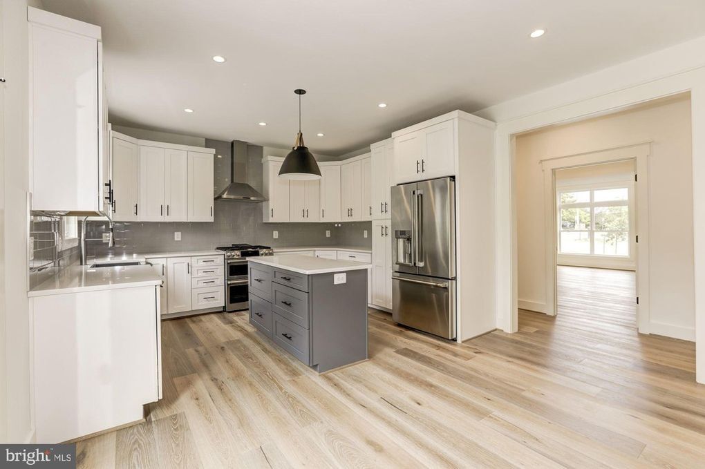 8749 Pohick Rd, Springfield, VA 22153 House Rental in Springfield, VA