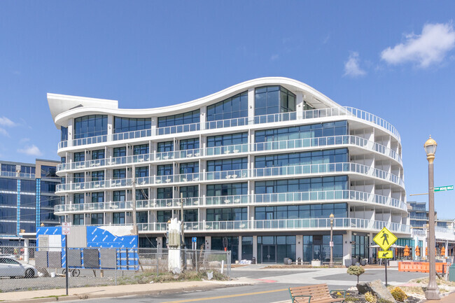 Foto del edificio - The Lofts Pier Village