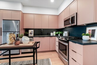 Building Photo - Cobalt