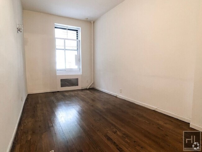 Building Photo - EAST 89