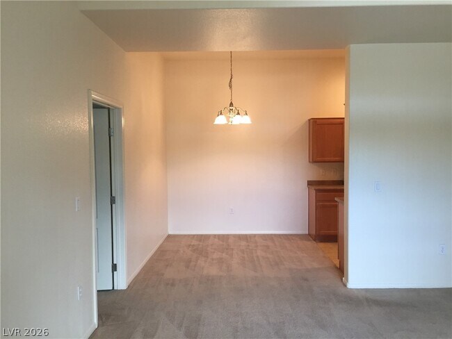 Building Photo - 8805 Jeffreys St