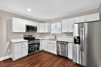 Building Photo - 6634 Rockwell Blvd