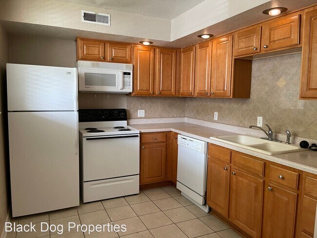 2 br, 1 bath House - 1518 College Avenue  ... photo'