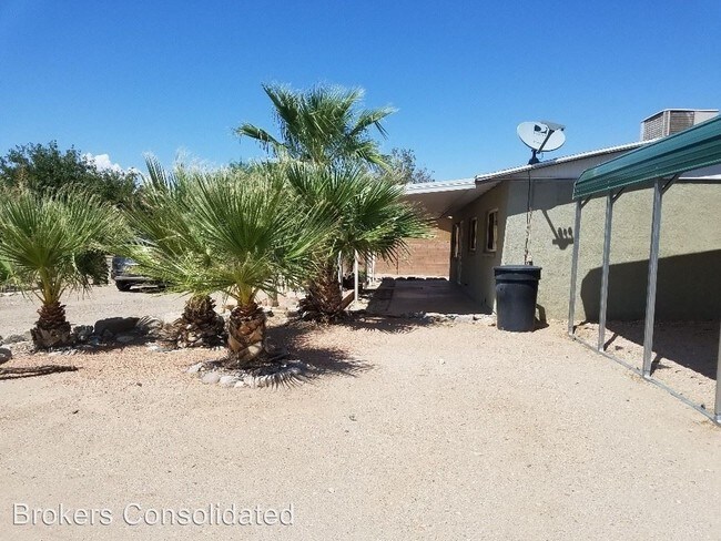Building Photo - 2 br, 2 bath House - 90 S Second West St.