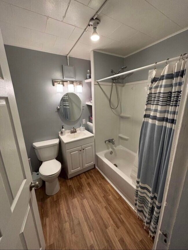 Foto del edificio - Stewart Ave Apartment #2