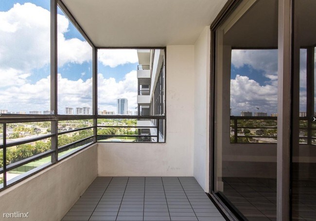 Building Photo - 500 Three Islands Blvd