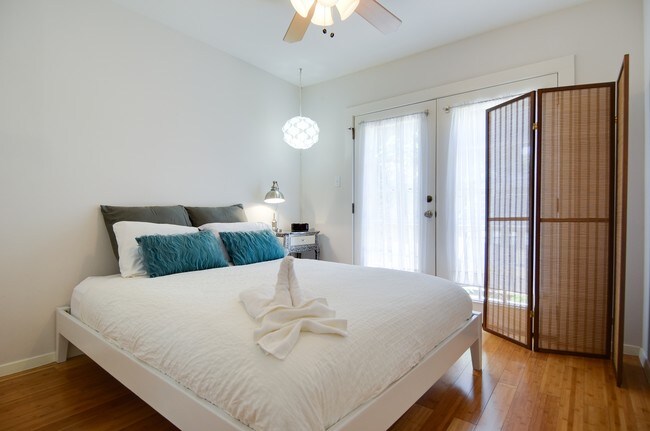 Interior Photo - Zilker Heights
