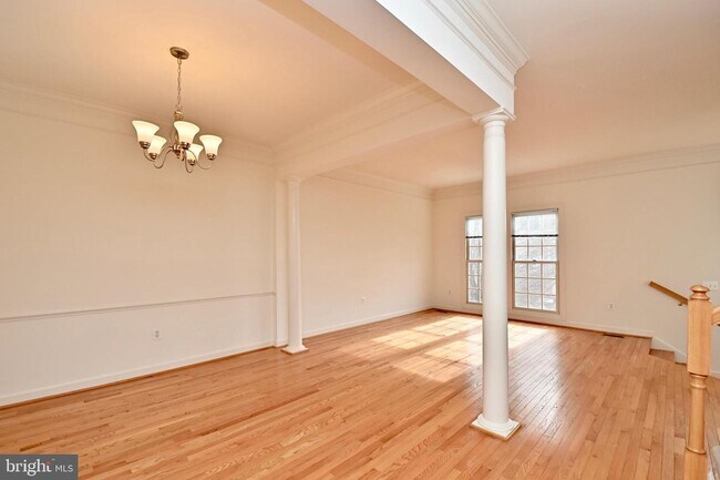 Building Photo - 6236 Levi Ct