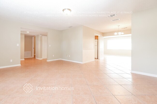 Foto del edificio - 12111 92nd Way N