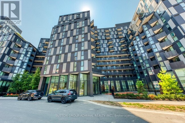 Building Photo - 30 Tretti Wy