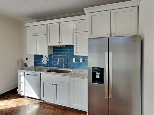 Foto del edificio - 815 N Watkins St