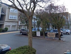 Building Photo - 574 Windsor Dr
