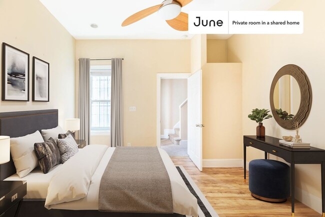 Private bedroom in 8 bed/3.5 bath Home - Private bedroom in 8 bed/3.5 bath Home