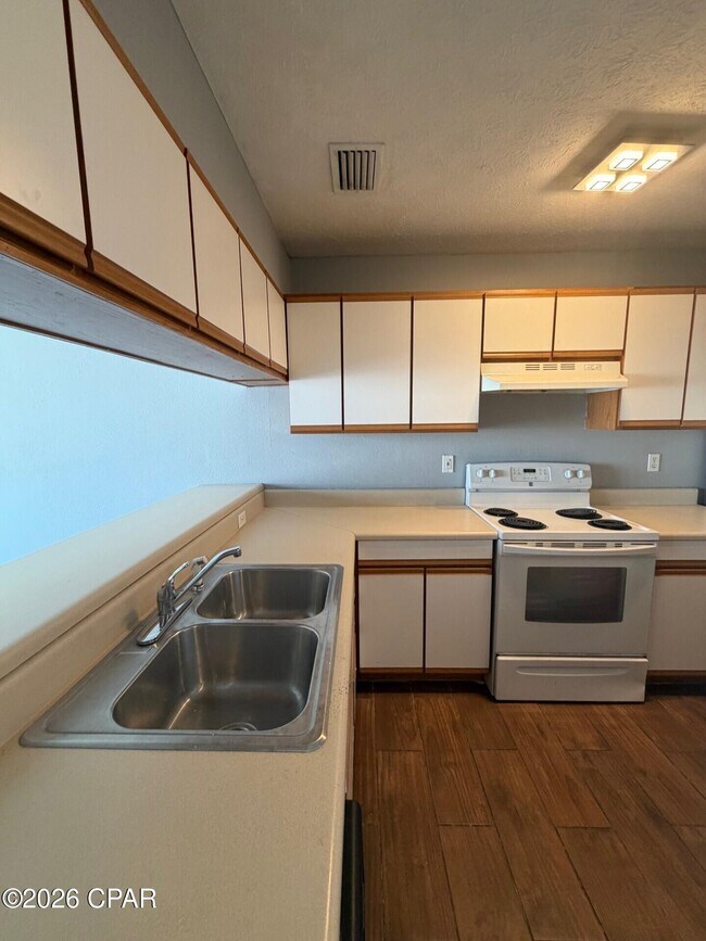 Foto del edificio - 602 Fernwood St