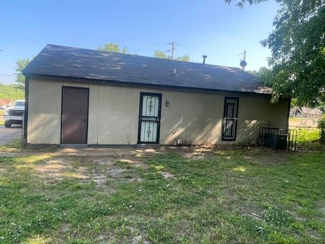 Foto del edificio - 3219 Ridgemont Ave