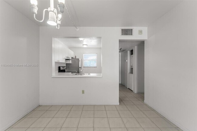 Foto del edificio - 14859 SW 104th St
