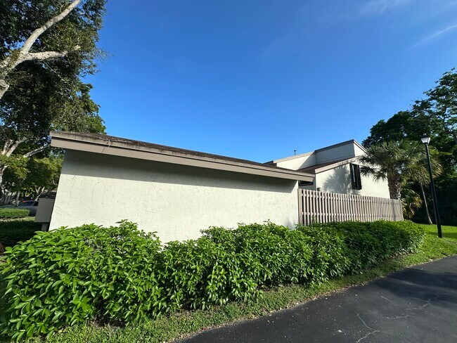 Building Photo - 11413 SW 110th Ln