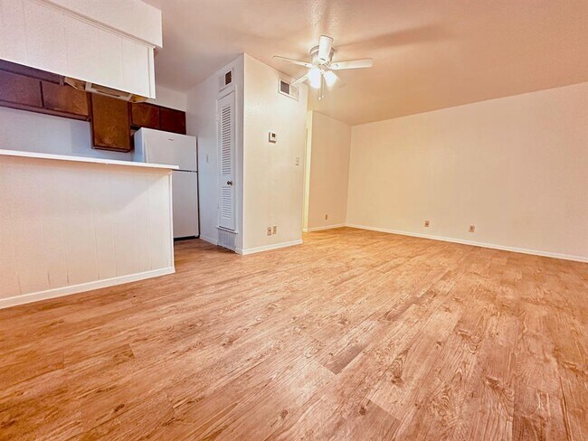 Foto del edificio - 4204 Speedway