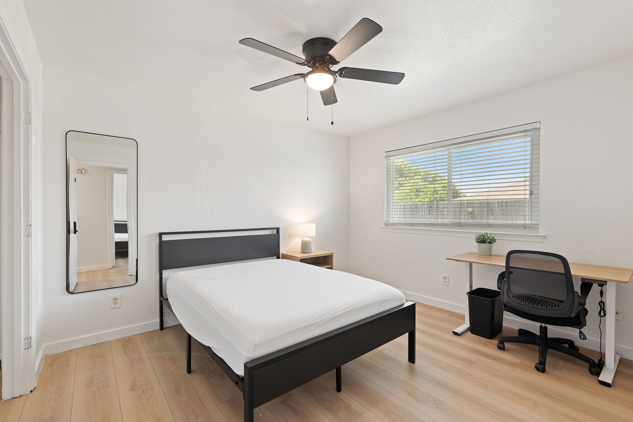 Photo - 1910 N Floyd Rd (Richardson, TX)