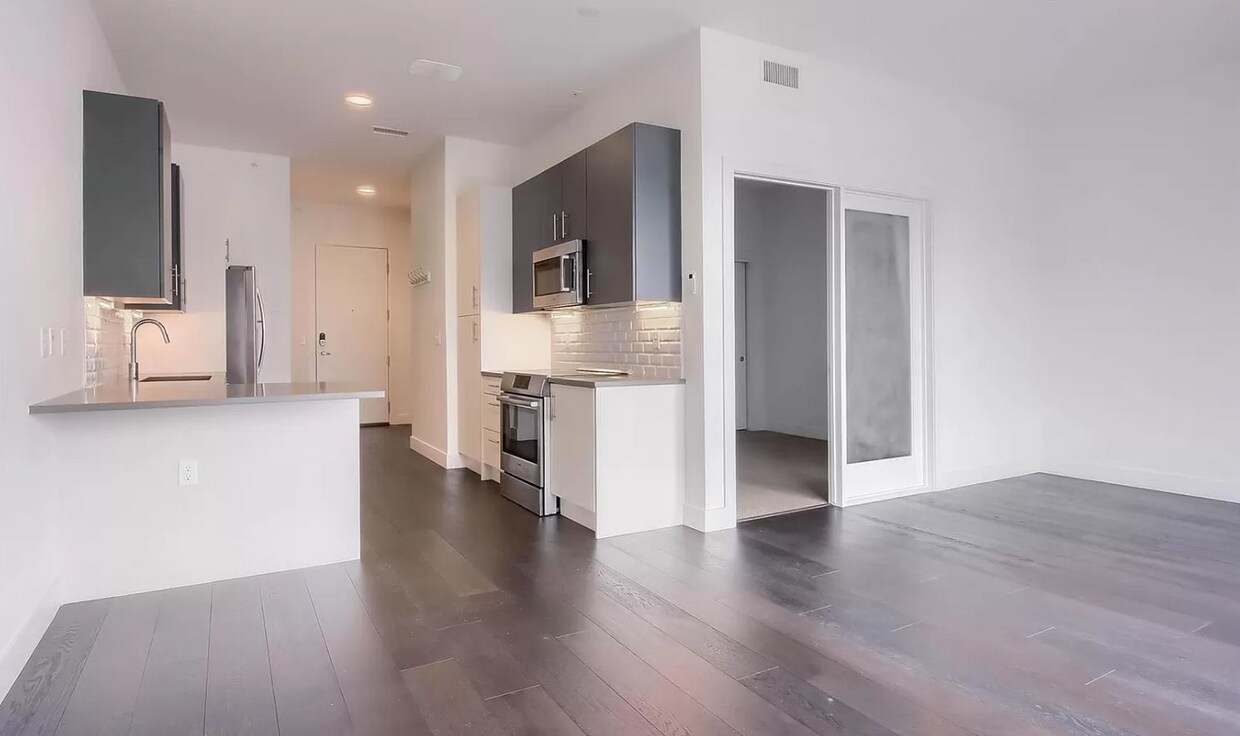 3195 Blake St Unit 306, Denver, CO 80205 Condo for Rent in Denver, CO