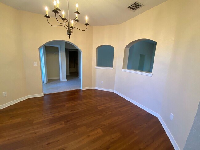 Foto del edificio - Expansive Home in the Desirable "The Hammo...