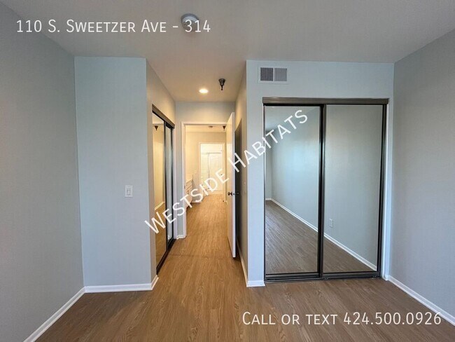 Foto del edificio - 110 Sweetzer Ave