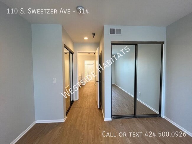Building Photo - 110 Sweetzer Ave