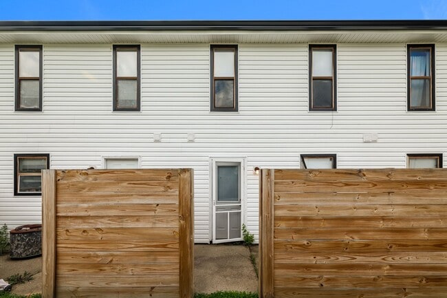 Building Photo - 6972-6996 Joseph Street