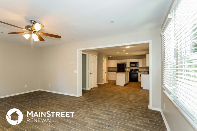 Foto del edificio - 12512 Woodside Falls Rd