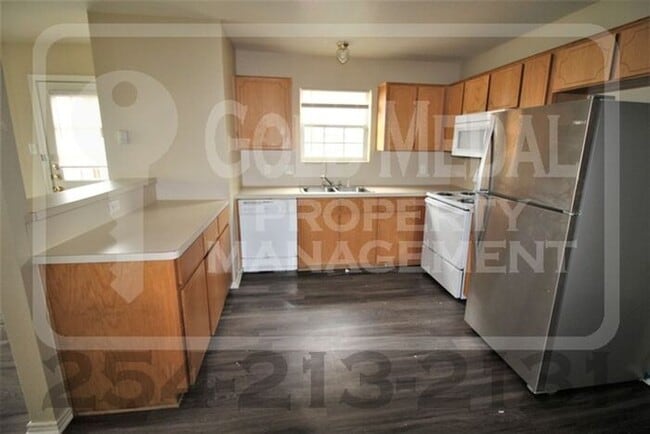 Building Photo - 4205 Alan Kent Dr