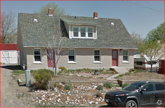 Building Photo - 715 Hillside St