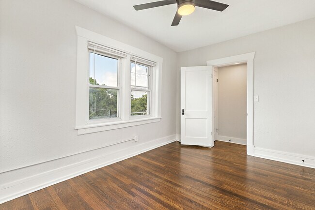 Foto del edificio - Chestnut Corners Apartments