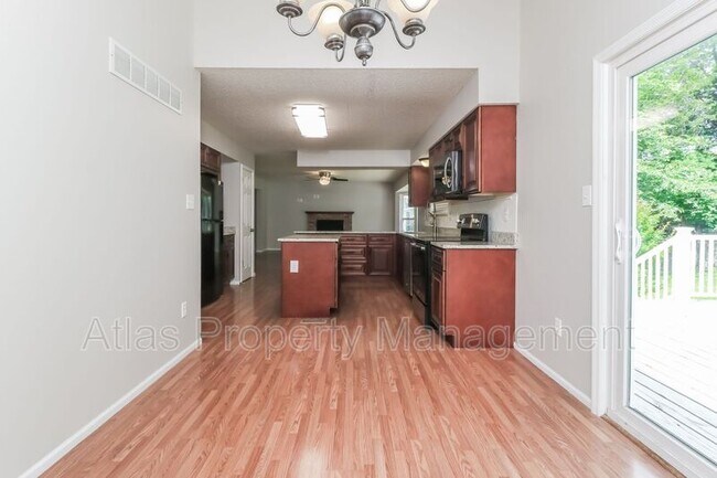 Building Photo - 1826 Basket Oak Dr