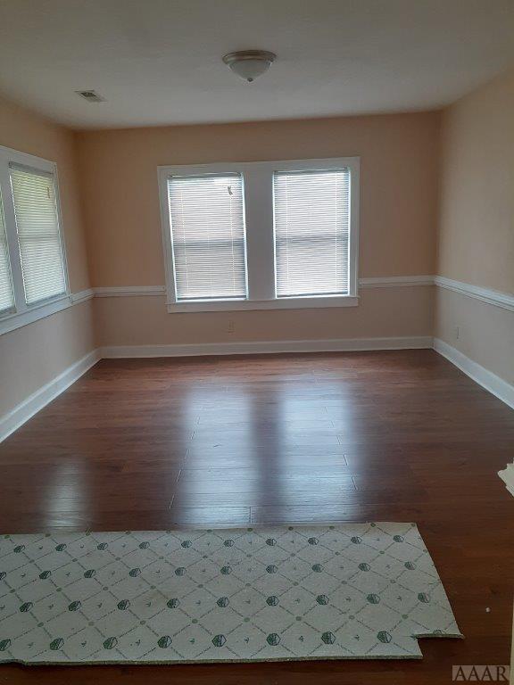 Building Photo - 1634 Peartree Rd