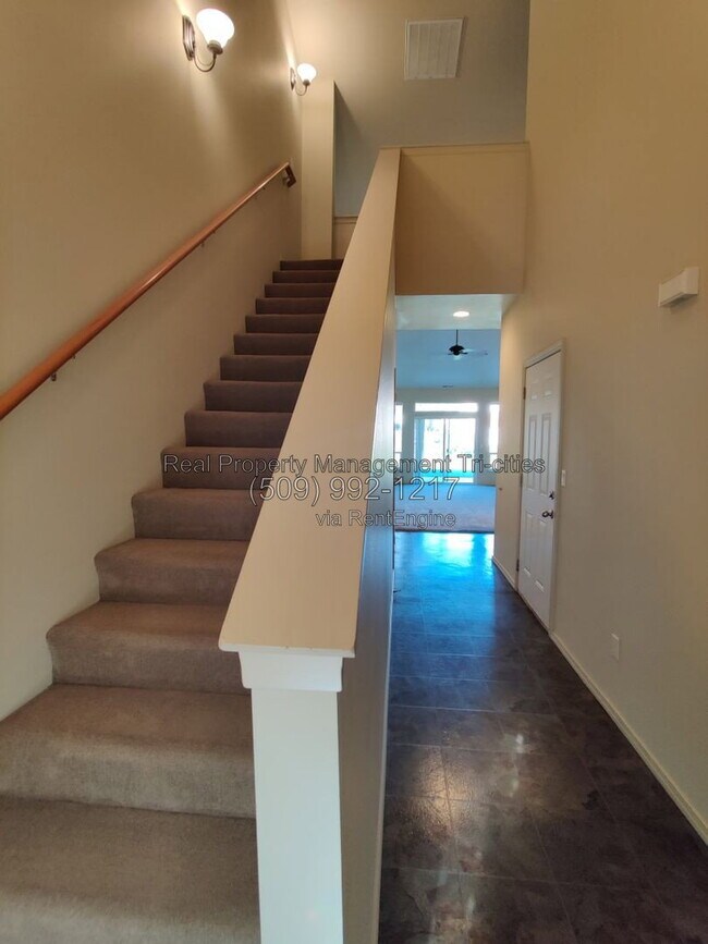 Foto del edificio - 2335 Hood Ave