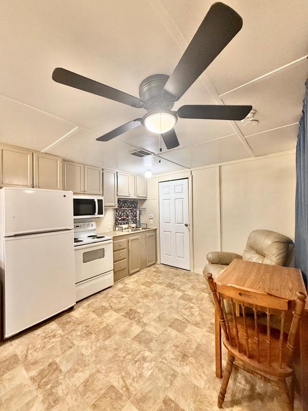 Foto del edificio - 3801 Pheasant St