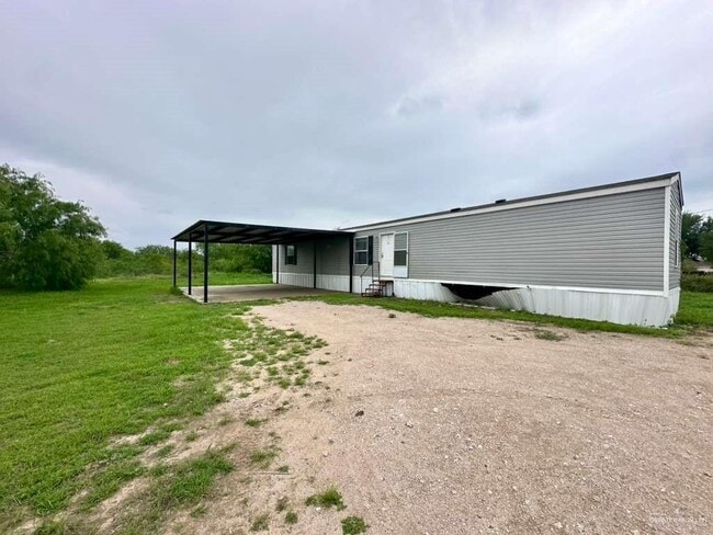 Foto del edificio - 22516 N Val Verde Rd