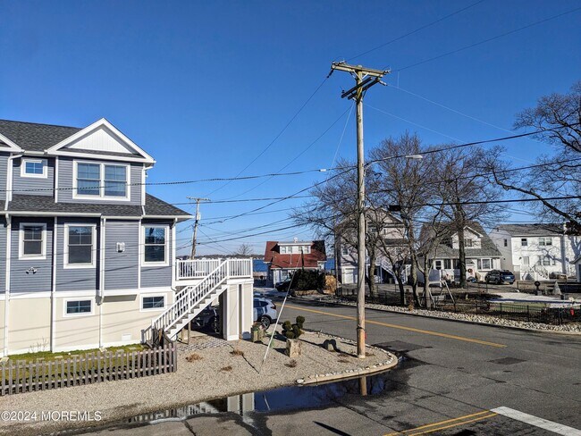 Foto del edificio - 200 Asbury Ave