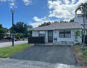 Building Photo - 5318 Tennis Ln