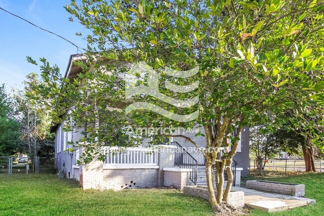 Building Photo - 1144 Beman St