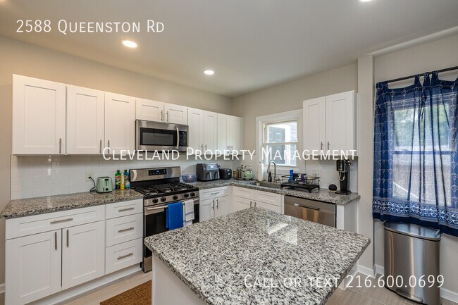 Building Photo - 2588 Queenston Rd