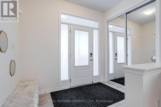 Building Photo - 1004 Dashwood Ct