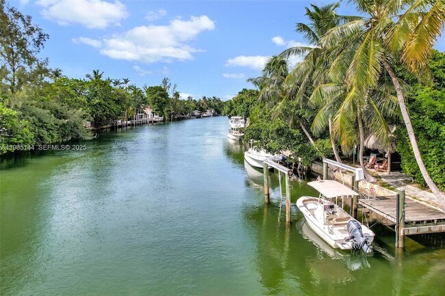 Photo - 4035 Meridian Ave Apartment